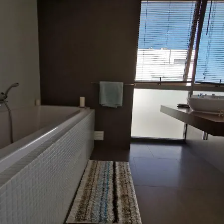 Quarto em Acomodações Particulares Roma's Silver Coast *